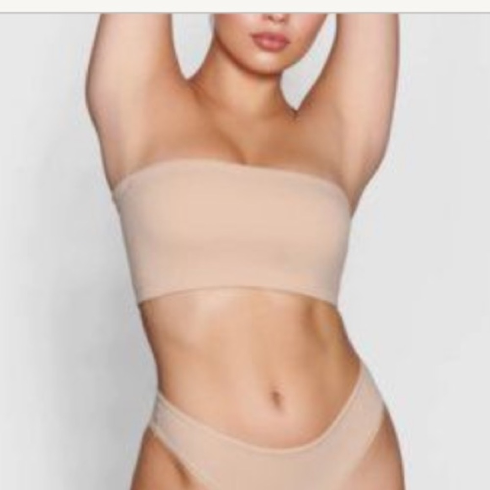 Skims Fits Everybody Bandeau Strapless Bra Tube Top NWT SAND